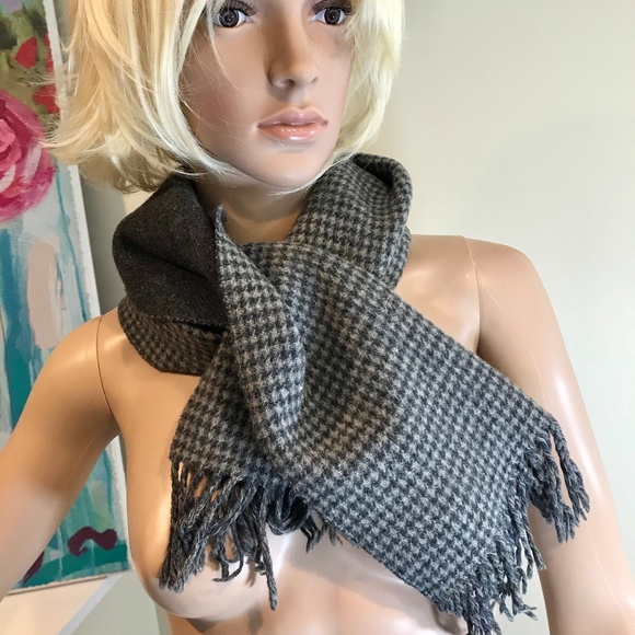 Polo Ralph Lauren Accessories - Polo Ralph Lauren Lambs Wool scarf